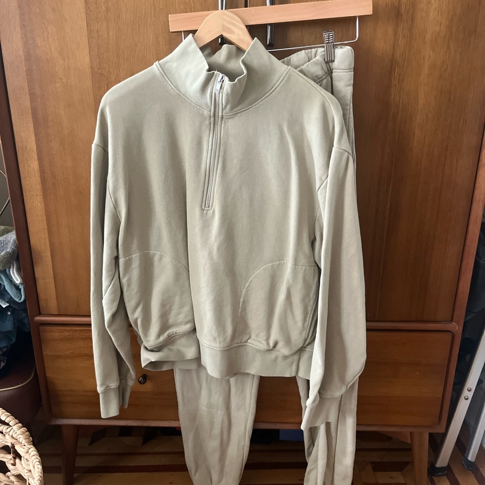 MATE the Label Organic Fleece Quarter Zip Up sweater and pants set